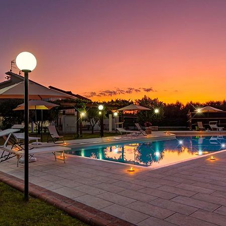 Jamm Ja Pension Paestum Buitenkant foto