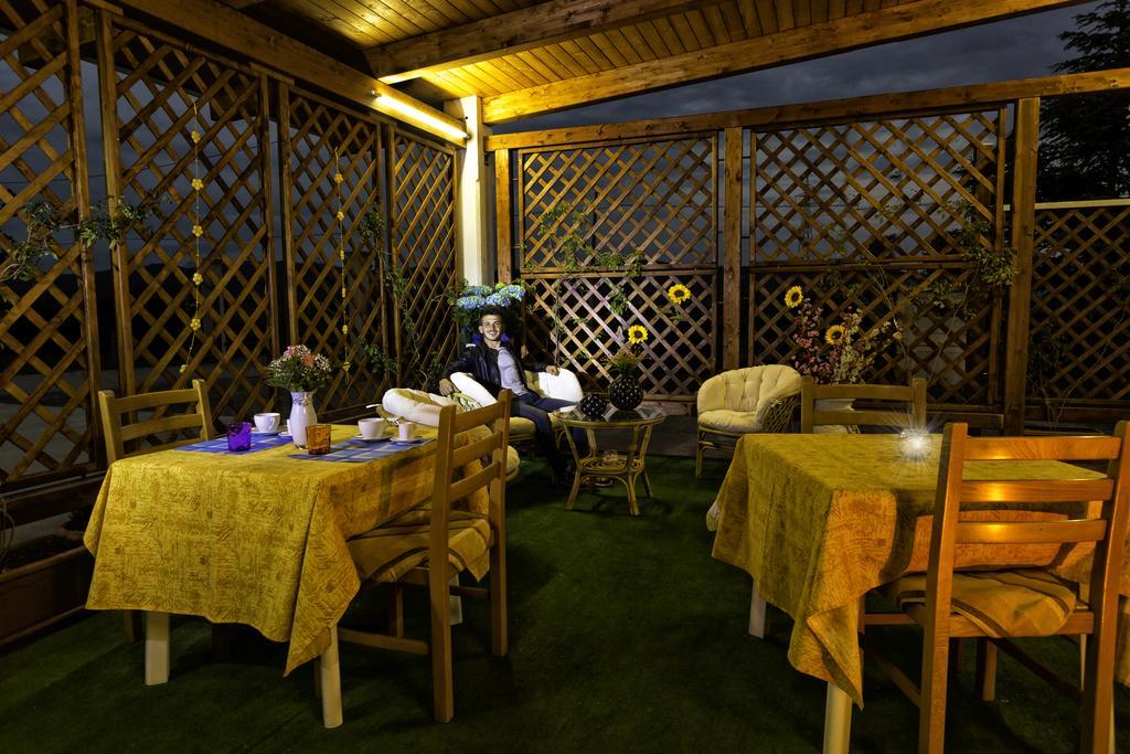 Jamm Ja Pension Paestum Buitenkant foto